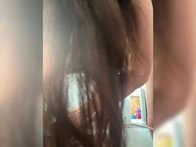 Uliae Sex Cam Show