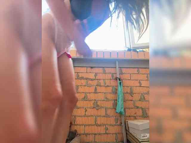 Uliae Sex Cam Show