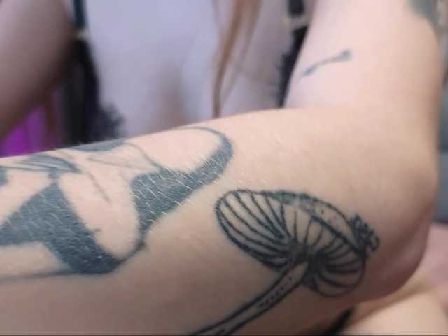 SarahSam live cam on BongaCams