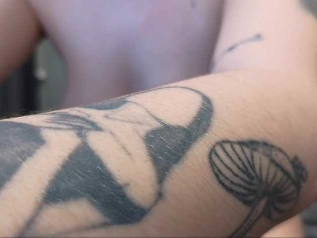 SarahSam's BongaCams show and profile