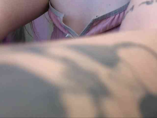 SarahSam webcam