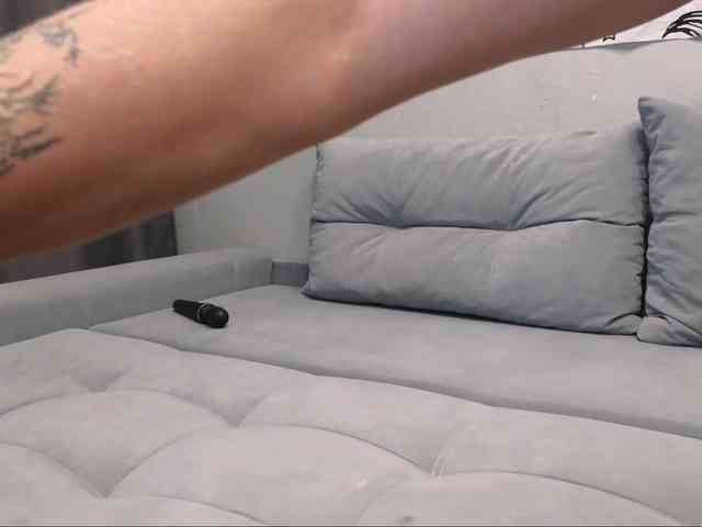 SarahSam webcam