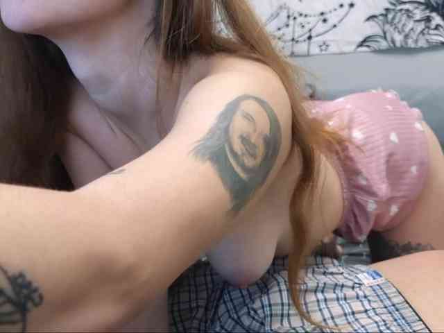 SarahSam webcam