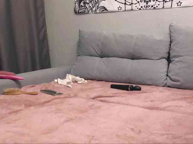 SarahSam webcam