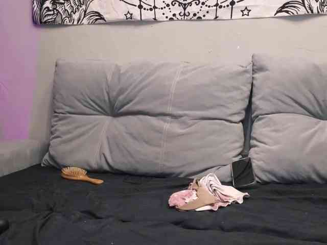 SarahSam webcam