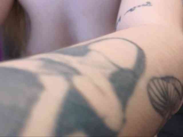 SarahSam webcam