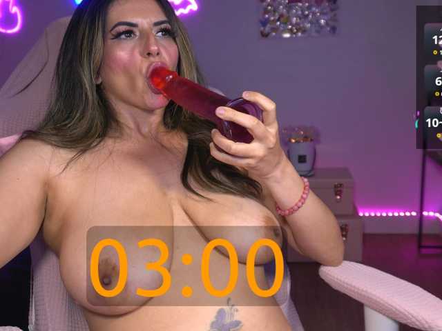 le modèle UwUKalieRxUwU est en webcam porno dans un show sur le site bongacams, il possède les tags suivants: Latino/Hispanic,Brunette,Trimmed