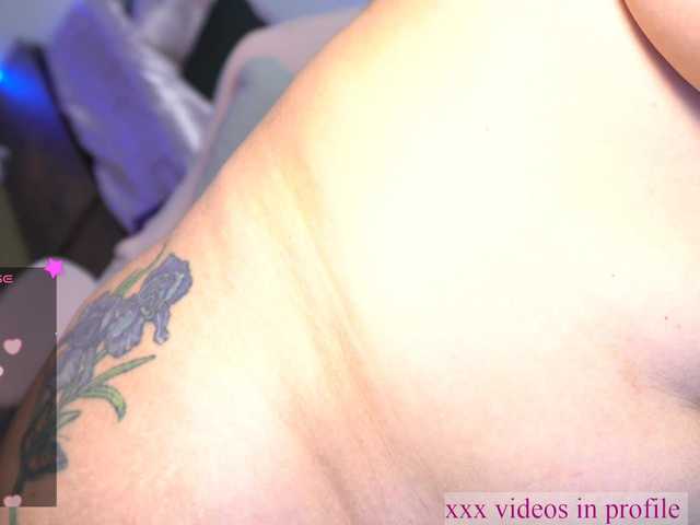 UwUKalieRxUwU live webcam show