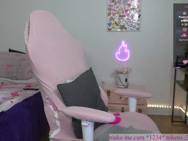 UwUKalieRxUwU live cam on BongaCams