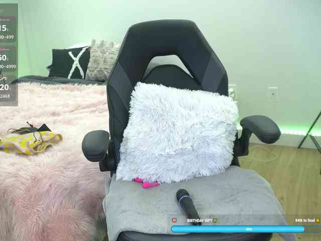 UwUKalieRxUwU webcam