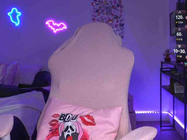 UwUKalieRxUwU webcam