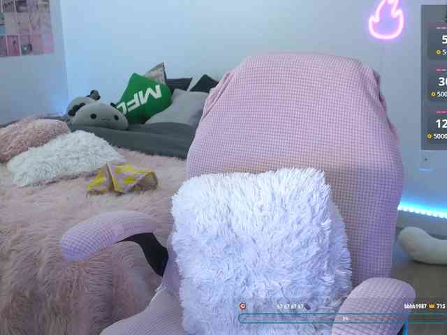 UwUKalieRxUwU webcam