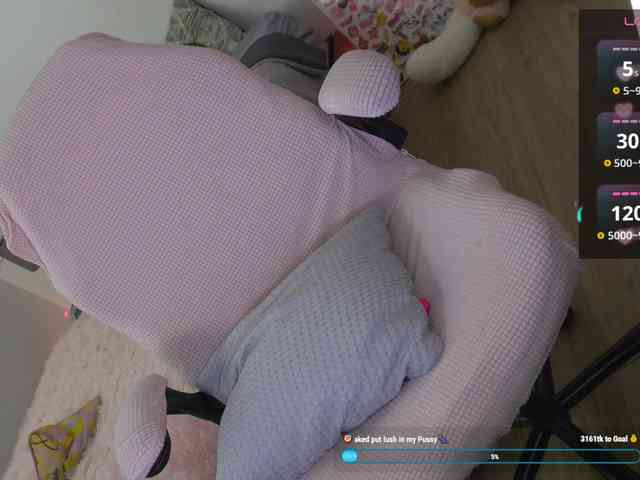 UwUKalieRxUwU webcam