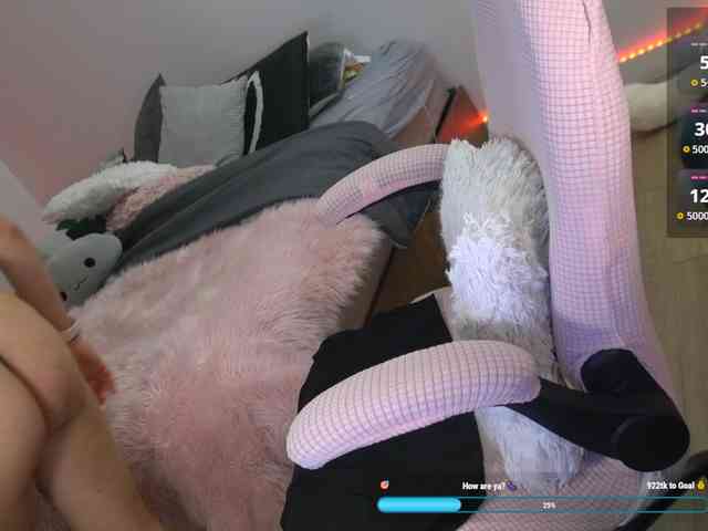 UwUKalieRxUwU webcam
