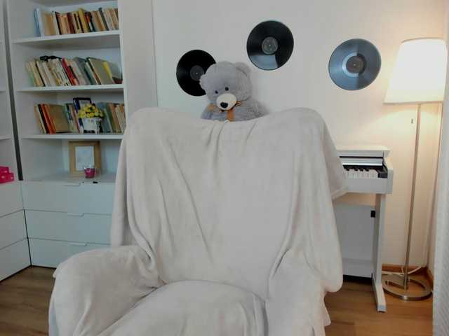 Bellaxdoll live cam on BongaCams