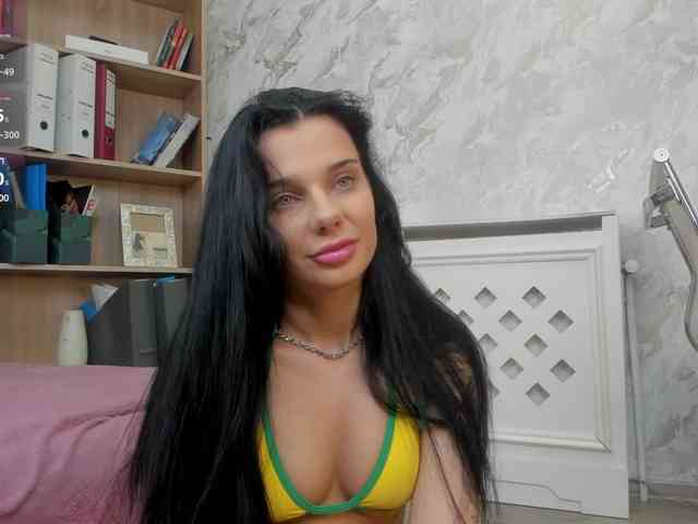 Dariaa_doll