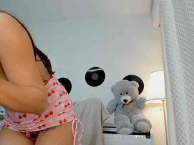 Dariaa_doll webcam