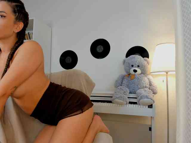 Dariaa_doll webcam