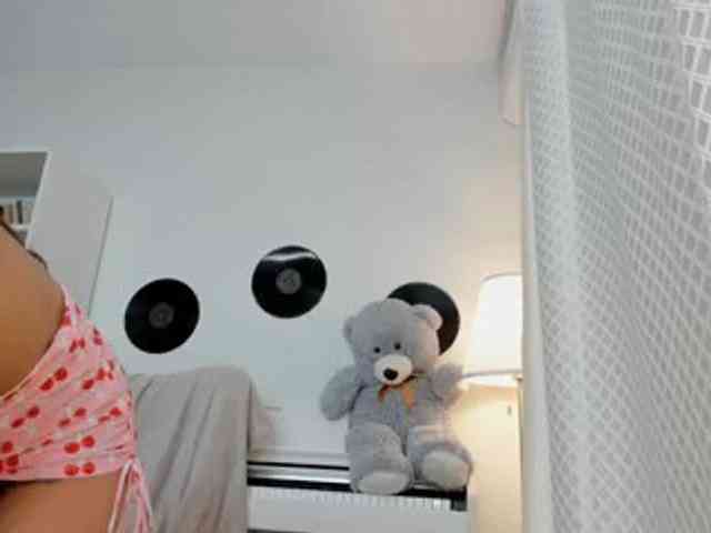 Dariaa_doll