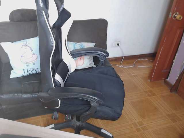 Melraise- live cam on BongaCams