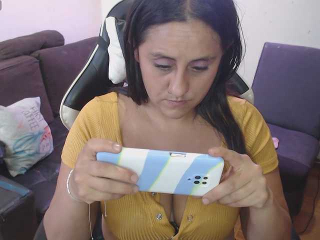 Melraise- live cam on BongaCams
