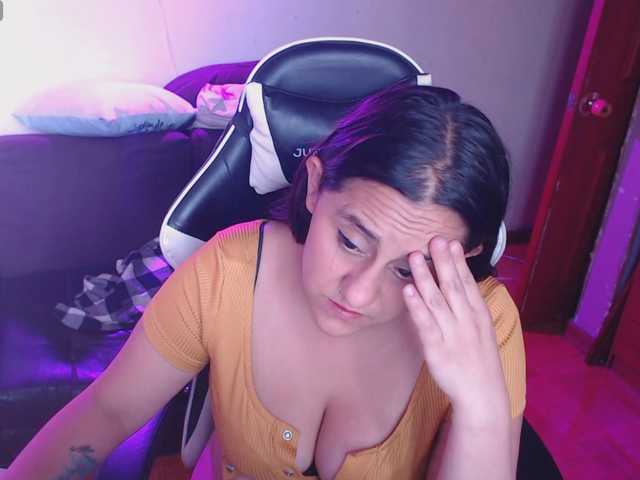 Melraise- live cam on BongaCams