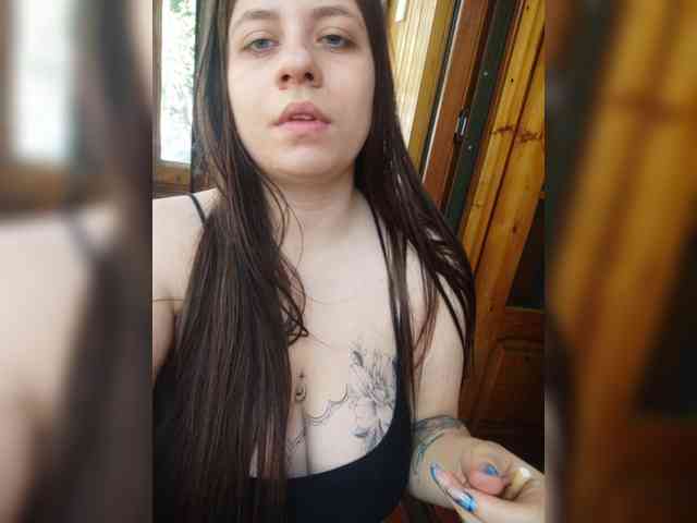 IrinaBlack002 webcam