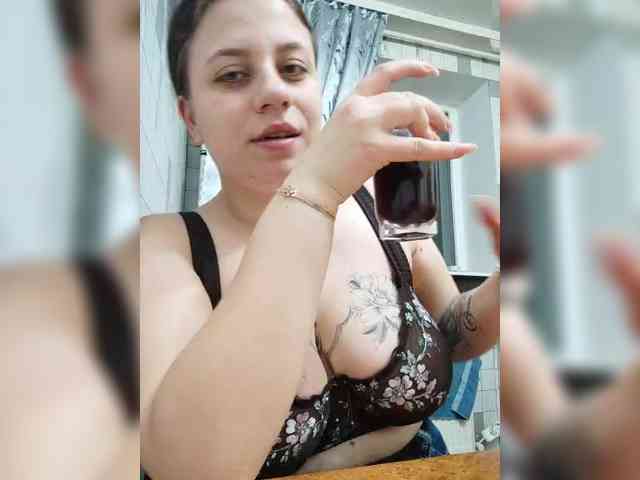 IrinaBlack002 webcam