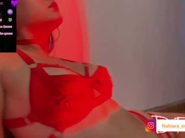 NahiaraEvans- live cam on BongaCams