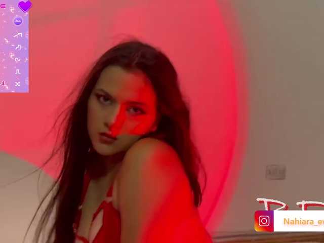 NahiaraEvans- live cam on BongaCams