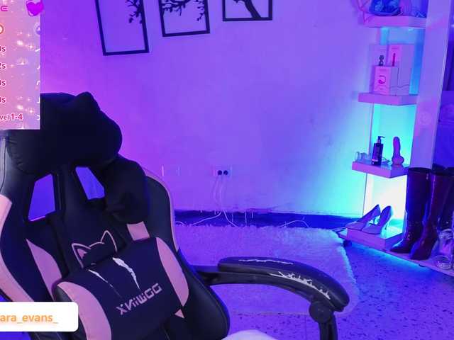 NahiaraEvans- live cam on BongaCams