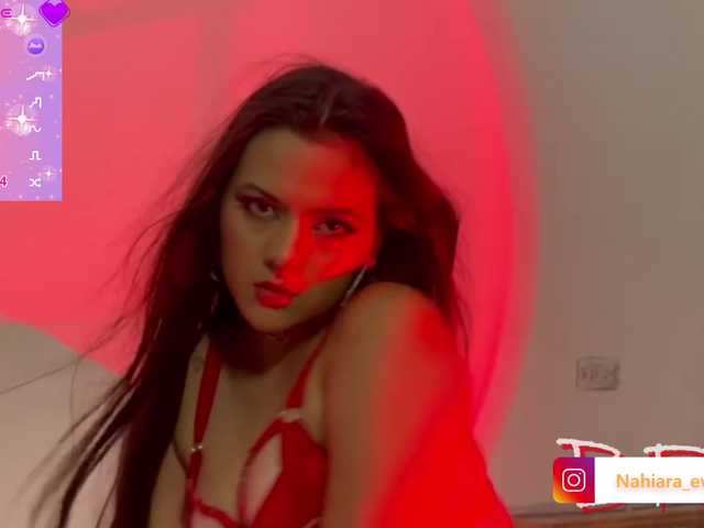 NahiaraEvans- live cam on BongaCams