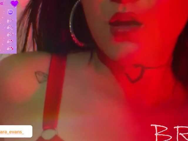 NahiaraEvans- live cam on BongaCams