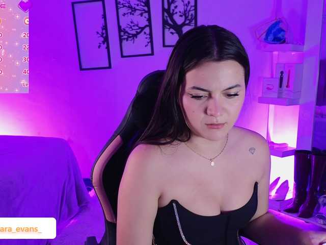 NahiaraEvans- live cam on BongaCams