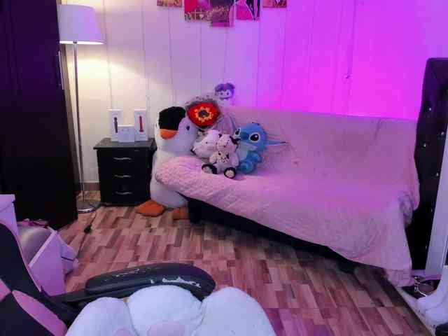 NahiaraEvans- webcam