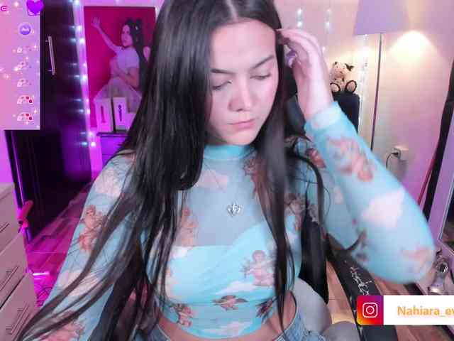 NahiaraEvans- webcam