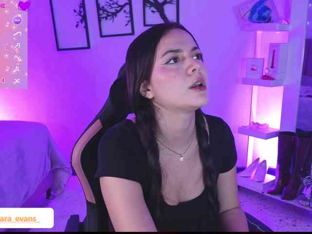 NahiaraEvans- webcam
