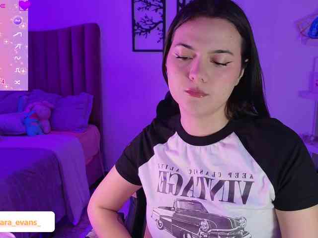 NahiaraEvans- webcam