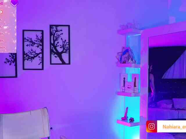 NahiaraEvans- Live Webcam on BongaCams