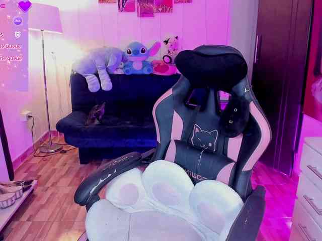 NahiaraEvans- webcam
