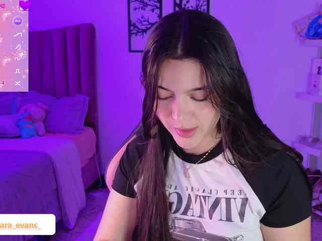 NahiaraEvans- webcam