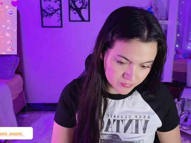 NahiaraEvans- webcam