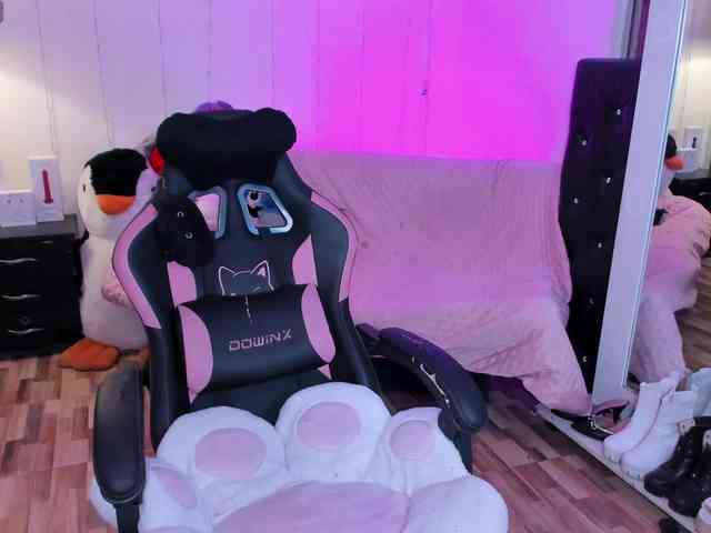 NahiaraEvans- webcam