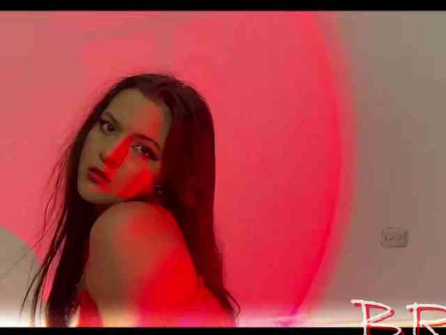 NahiaraEvans- webcam