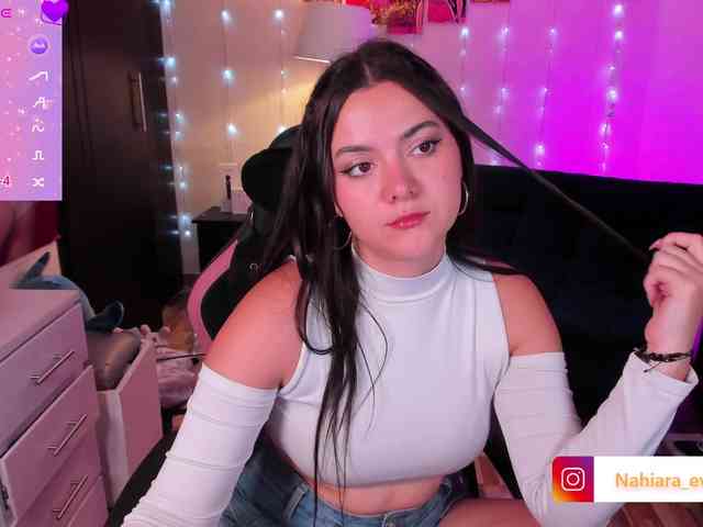 NahiaraEvans- webcam