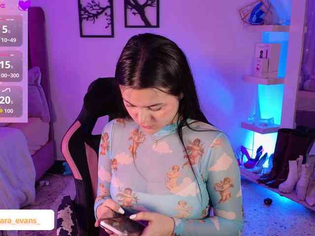 NahiaraEvans- webcam