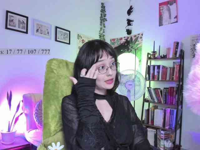 Luci--ana webcam