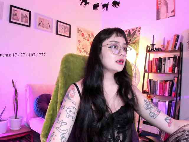 Luci--ana webcam