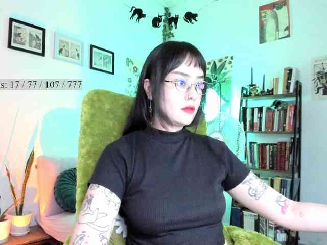Luci--ana webcam