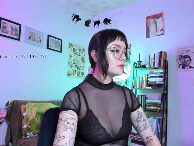Luci--ana - Girl 